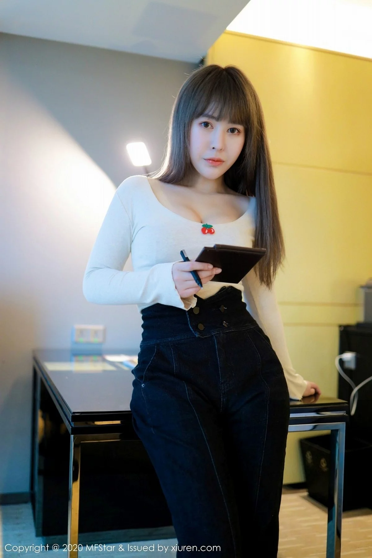 Xrmnw.Vip_艾莉_写真