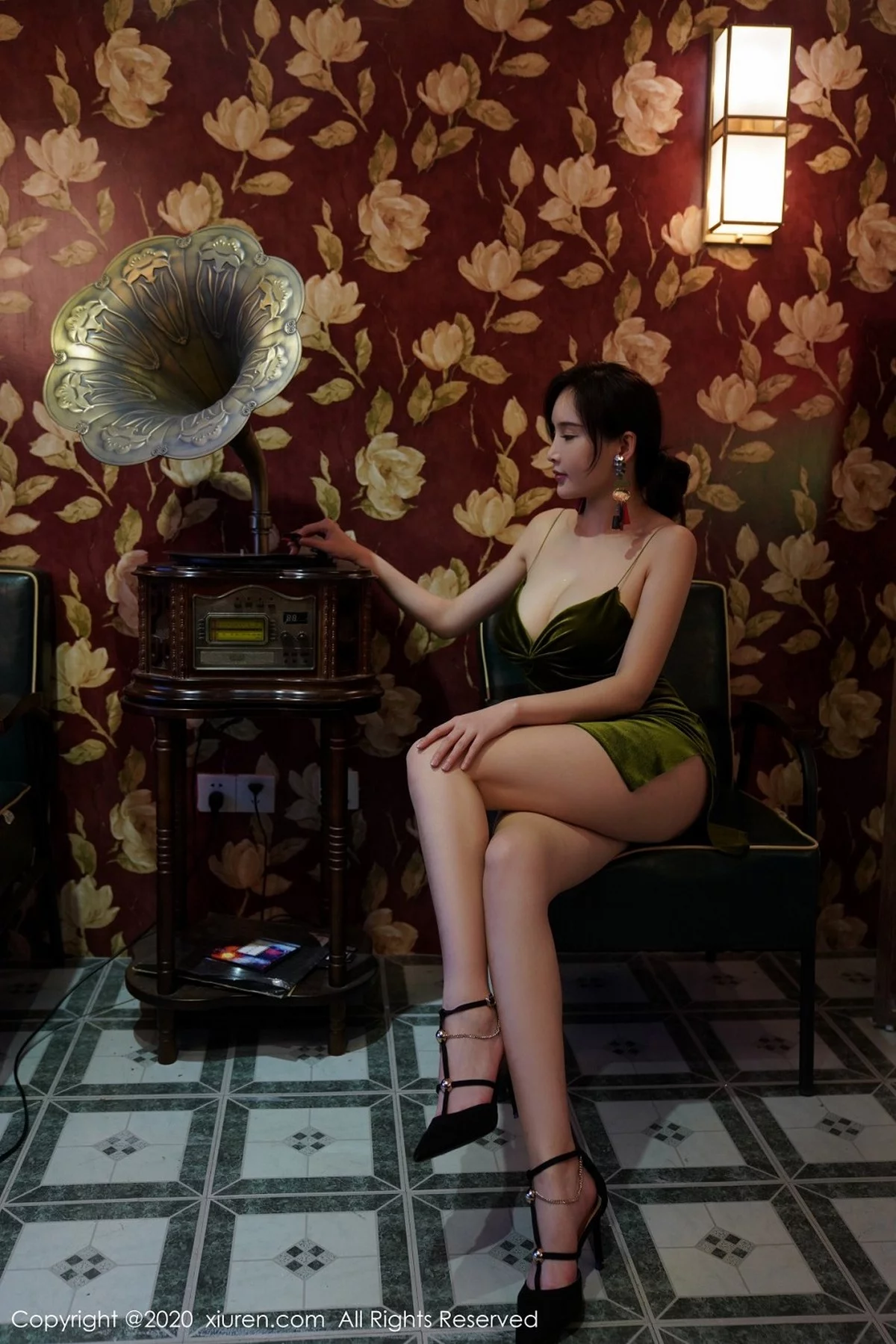 Xrmnw.Vip_奶瓶土肥圆_写真